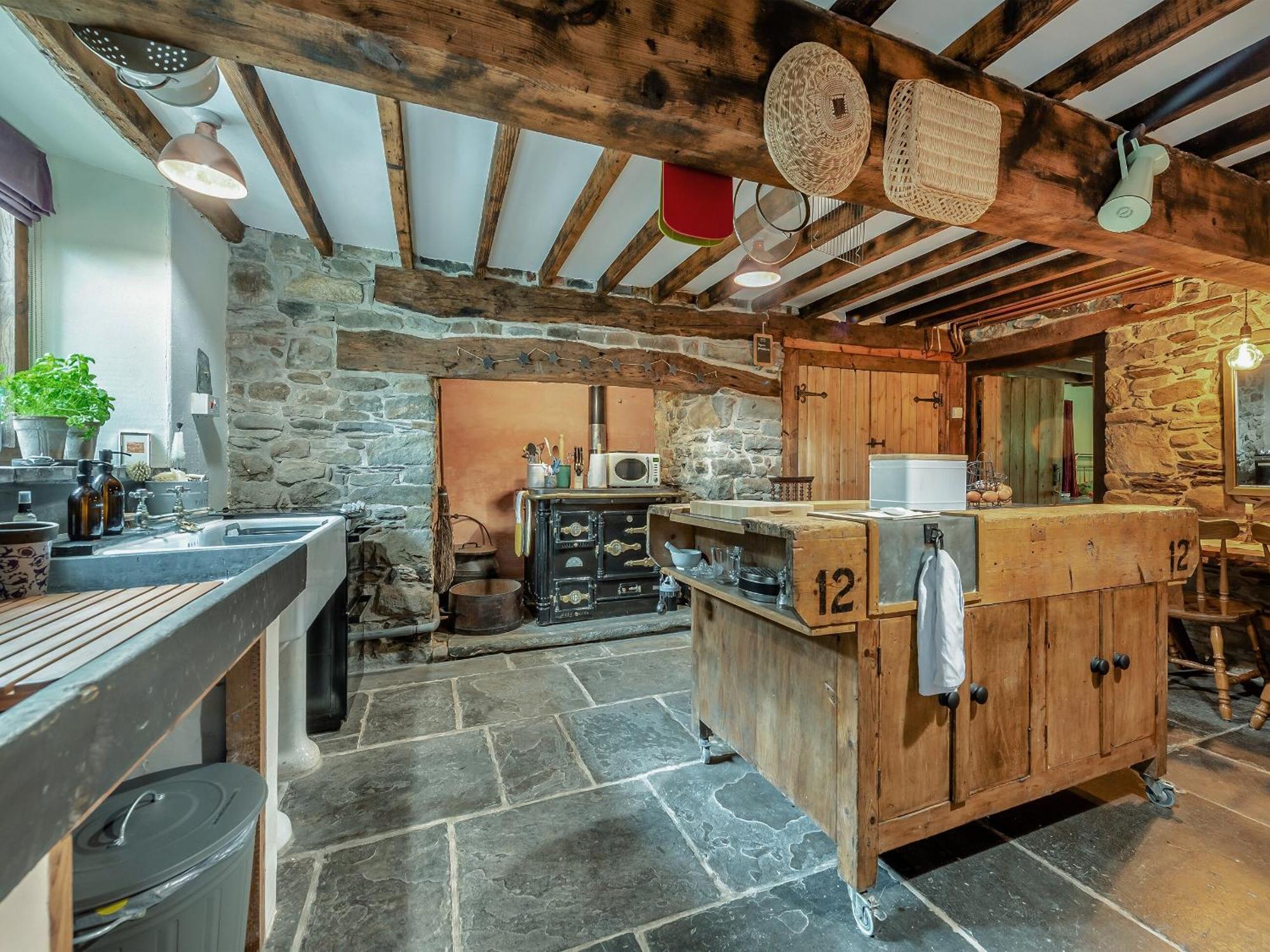 Ynywsen Dairy Flat Vila Llanfynydd Exterior foto
